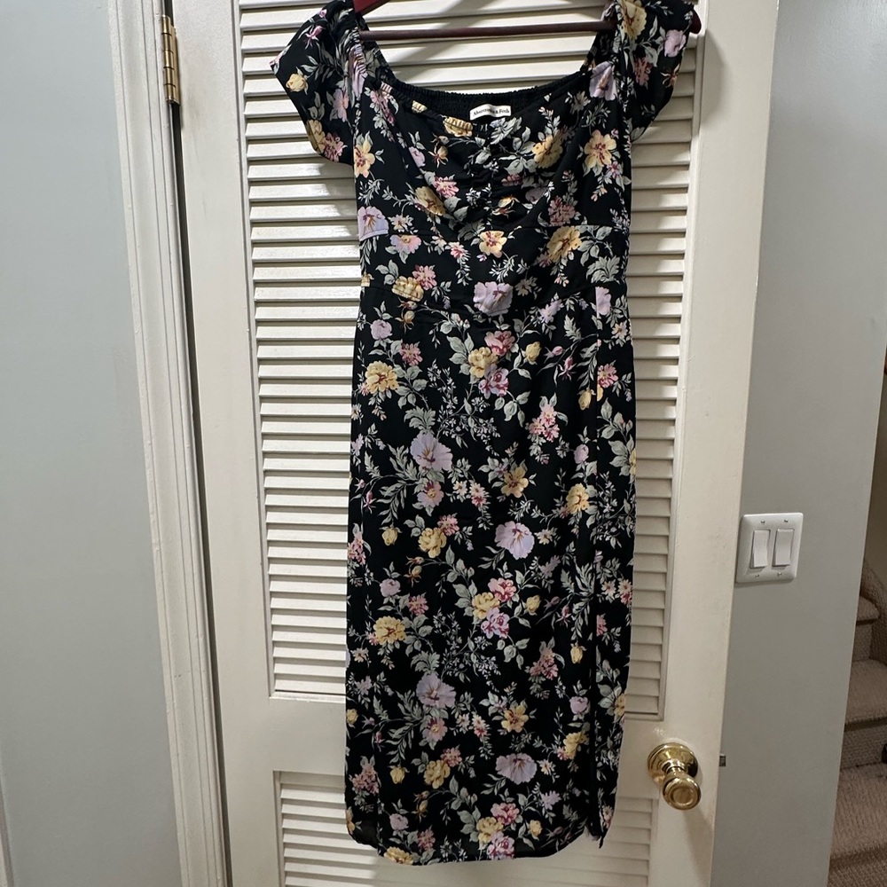 Abercrombie & Fitch Floral Black Off the shoulder Midi Sundress